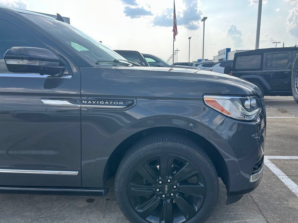 2024 Lincoln Navigator L Black Label