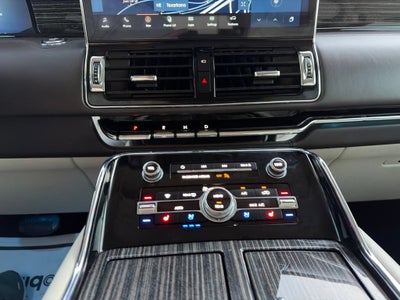 2024 Lincoln Navigator L Black Label