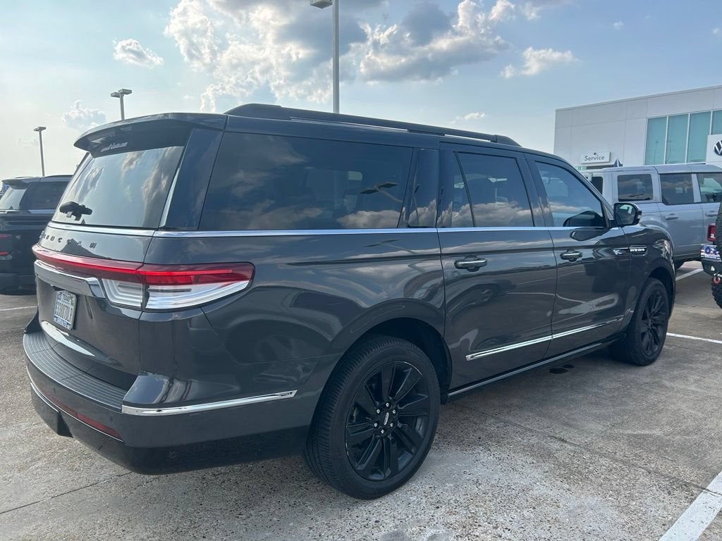 2024 Lincoln Navigator L Black Label