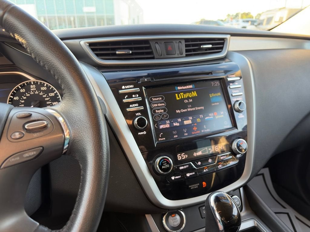 2023 Nissan Murano SV