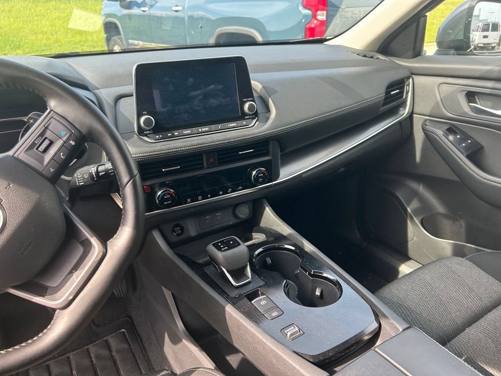 2025 Nissan Rogue SV FWD
