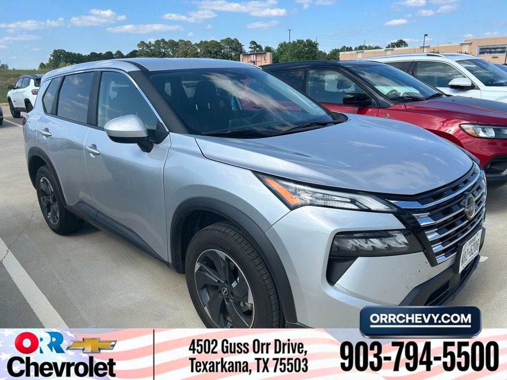 2025 Nissan Rogue SV FWD's photo