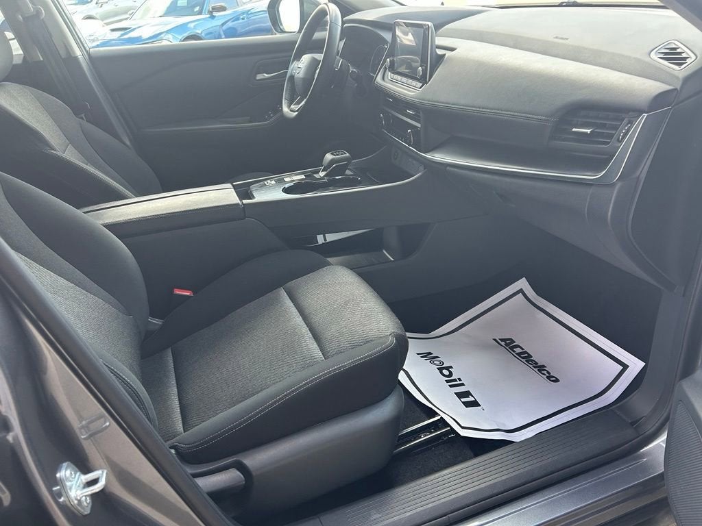 2025 Nissan Rogue SV FWD