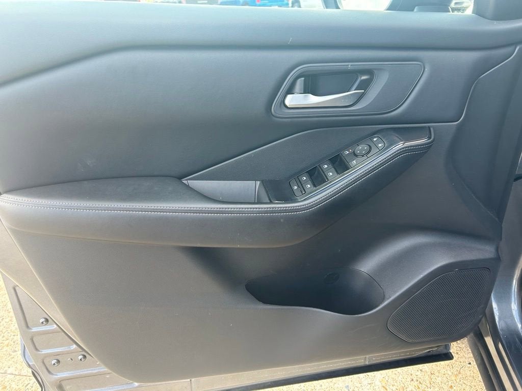 2025 Nissan Rogue SV FWD