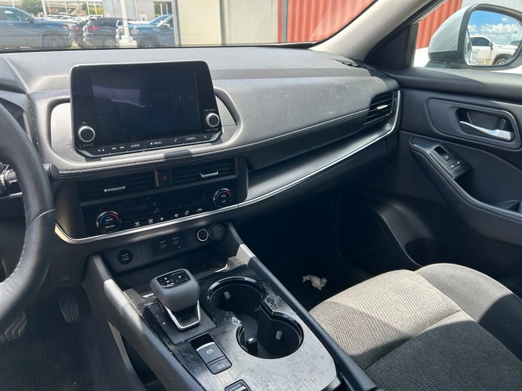 2025 Nissan Rogue SV FWD