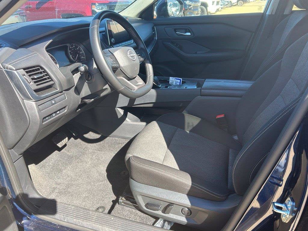 2025 Nissan Rogue SV FWD