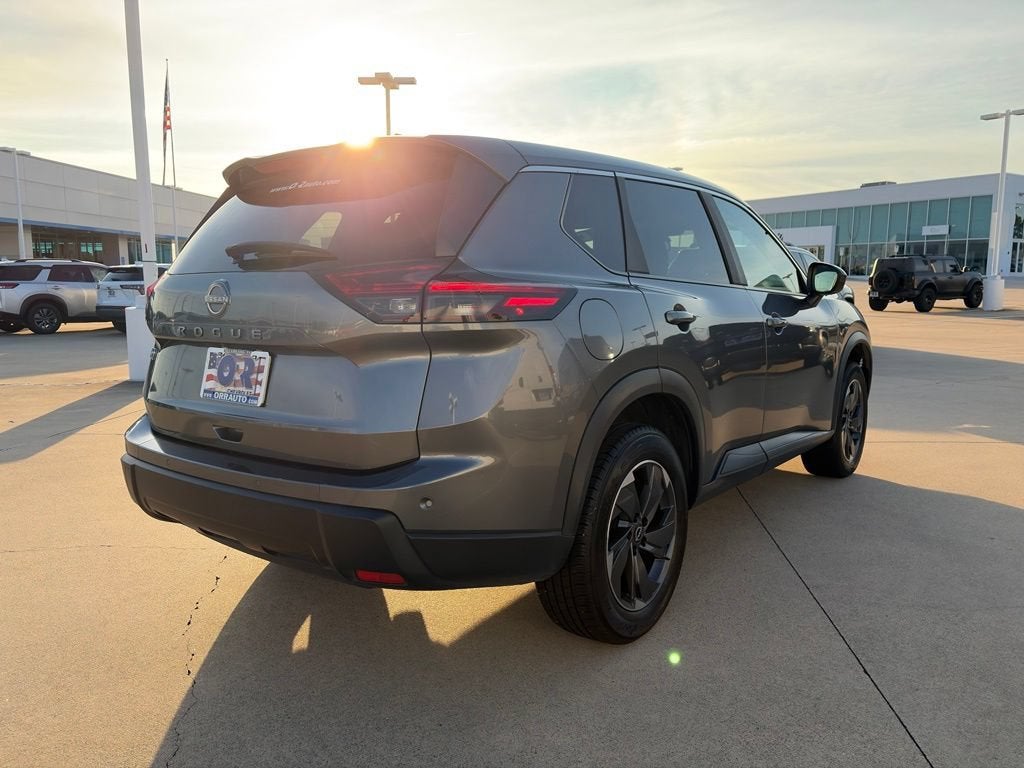2025 Nissan Rogue SV