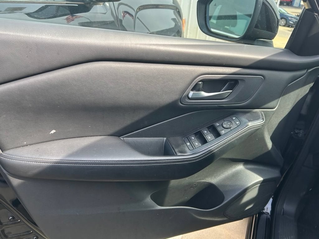 2025 Nissan Rogue SV FWD
