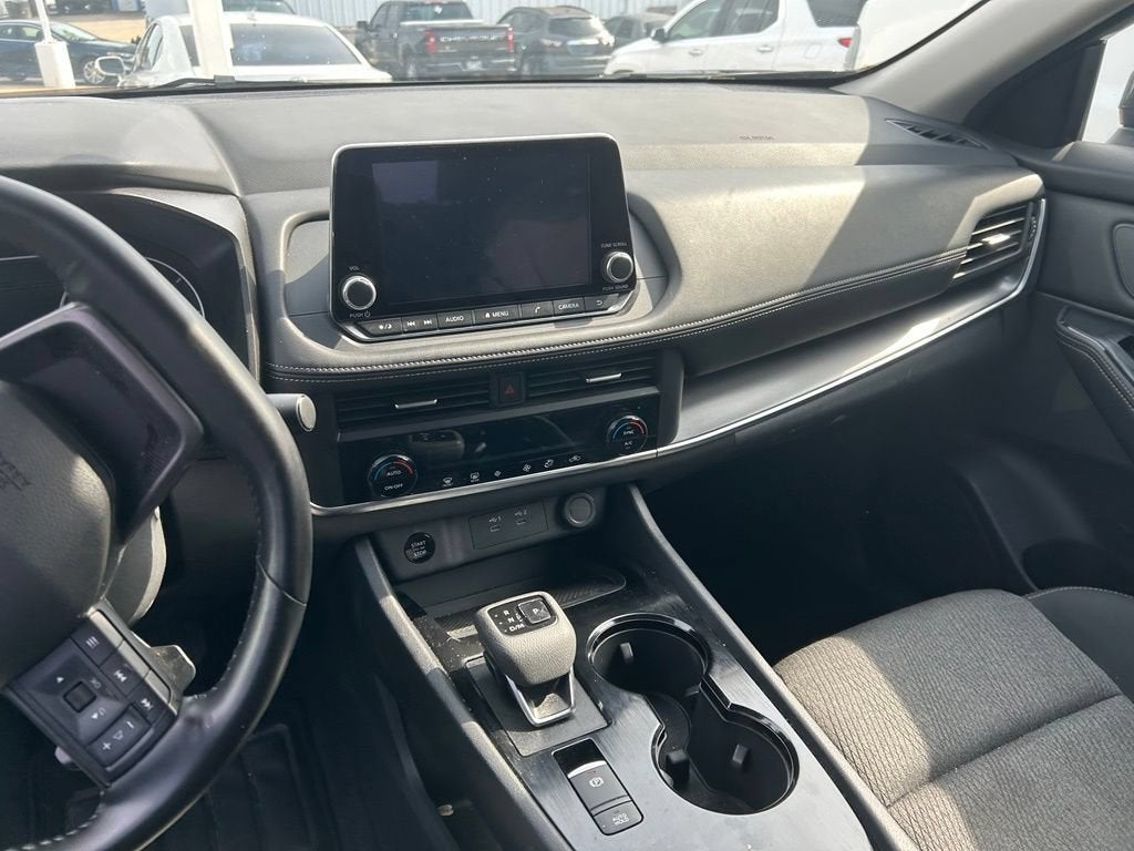 2025 Nissan Rogue SV FWD