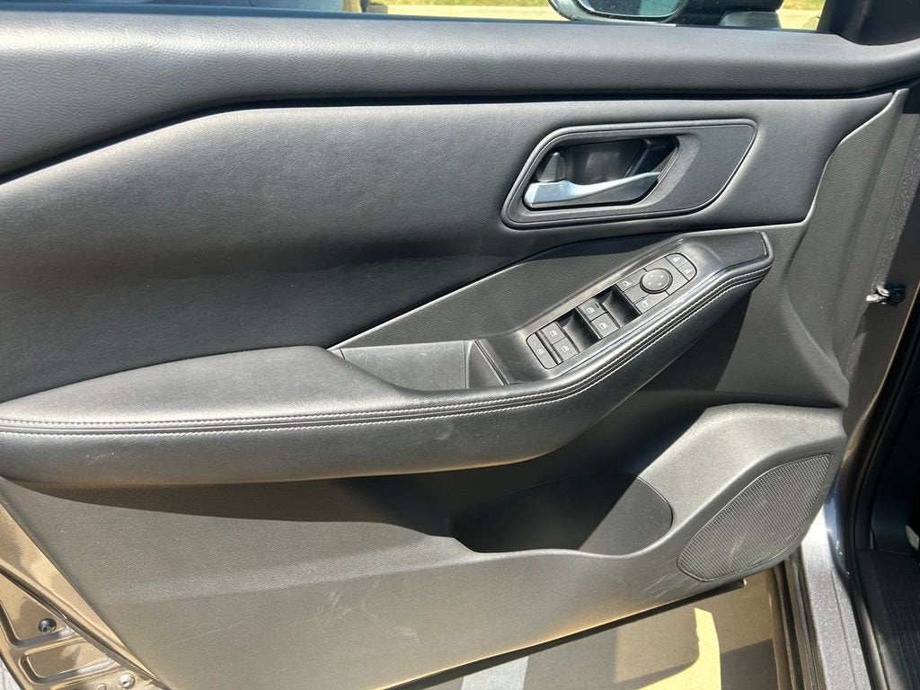 2025 Nissan Rogue SV Intelligent AWD