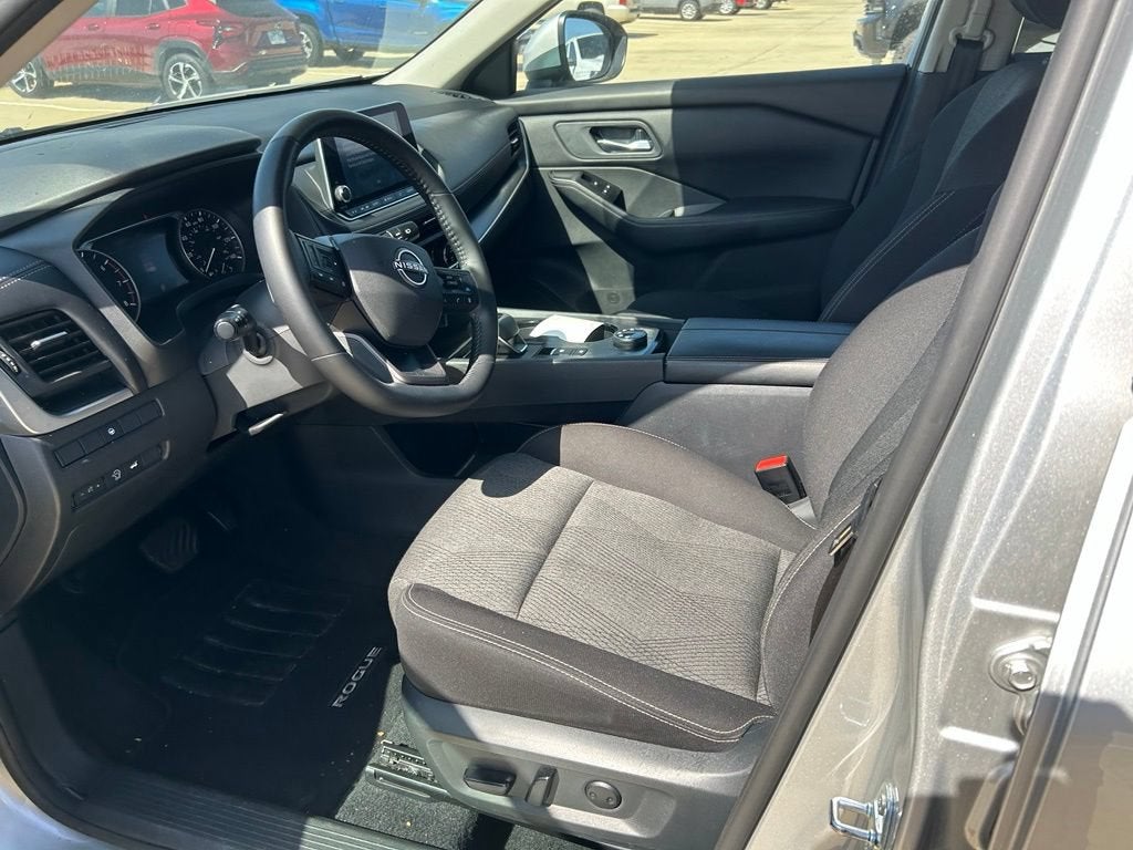 2025 Nissan Rogue SV Intelligent AWD