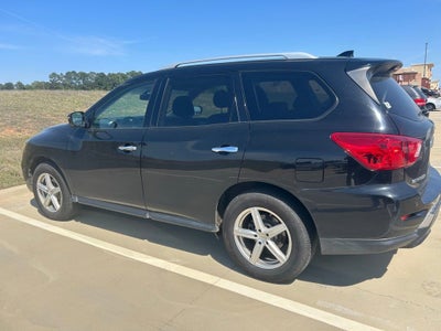 2019 Nissan Pathfinder SL