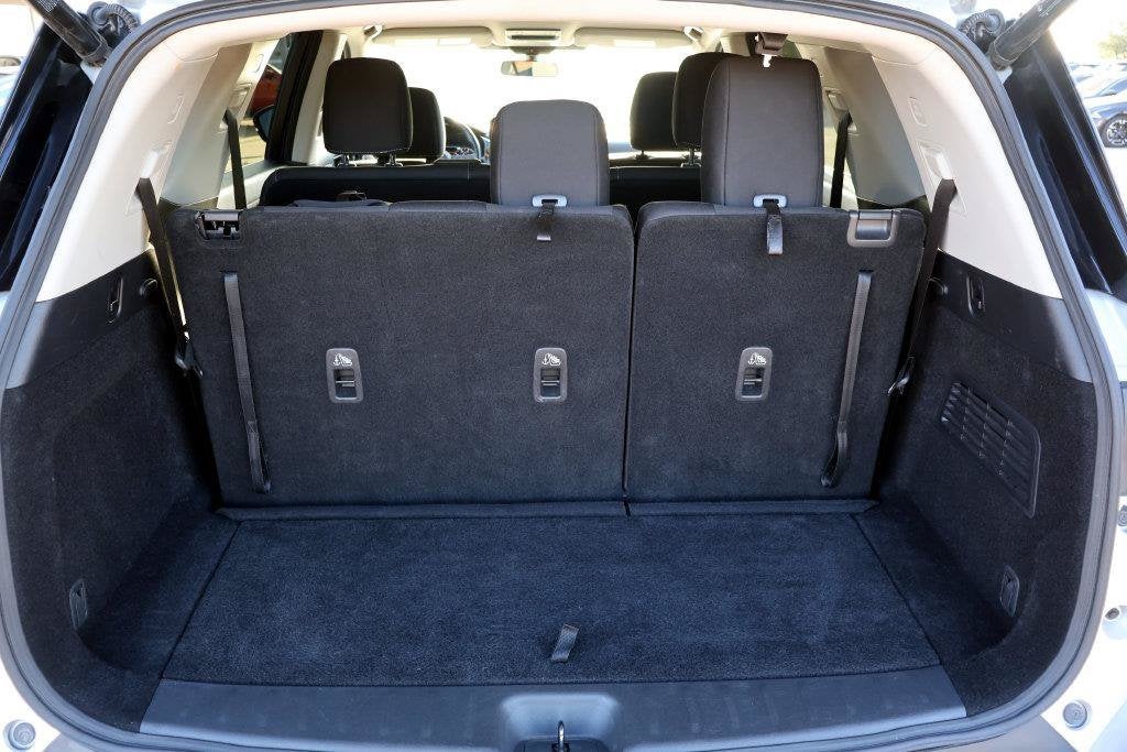 2025 Nissan Pathfinder SV FWD