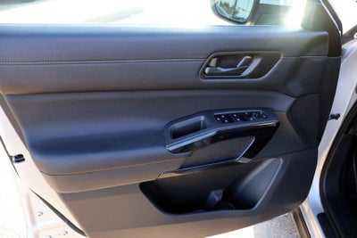 2025 Nissan Pathfinder SV FWD