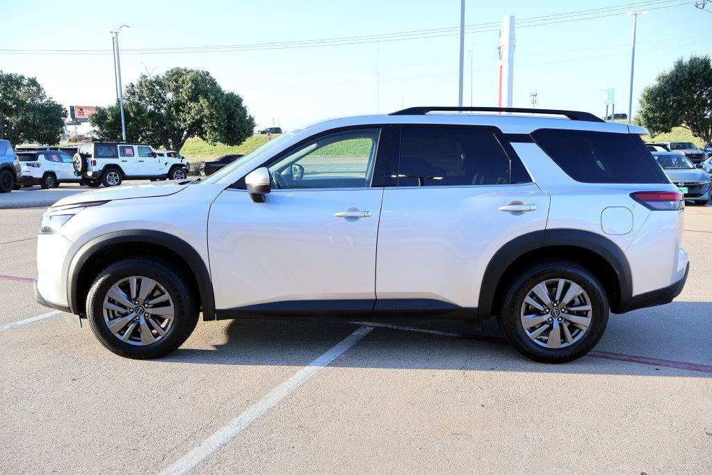 2025 Nissan Pathfinder SV FWD