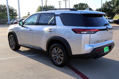 2025 Nissan Pathfinder SV FWD