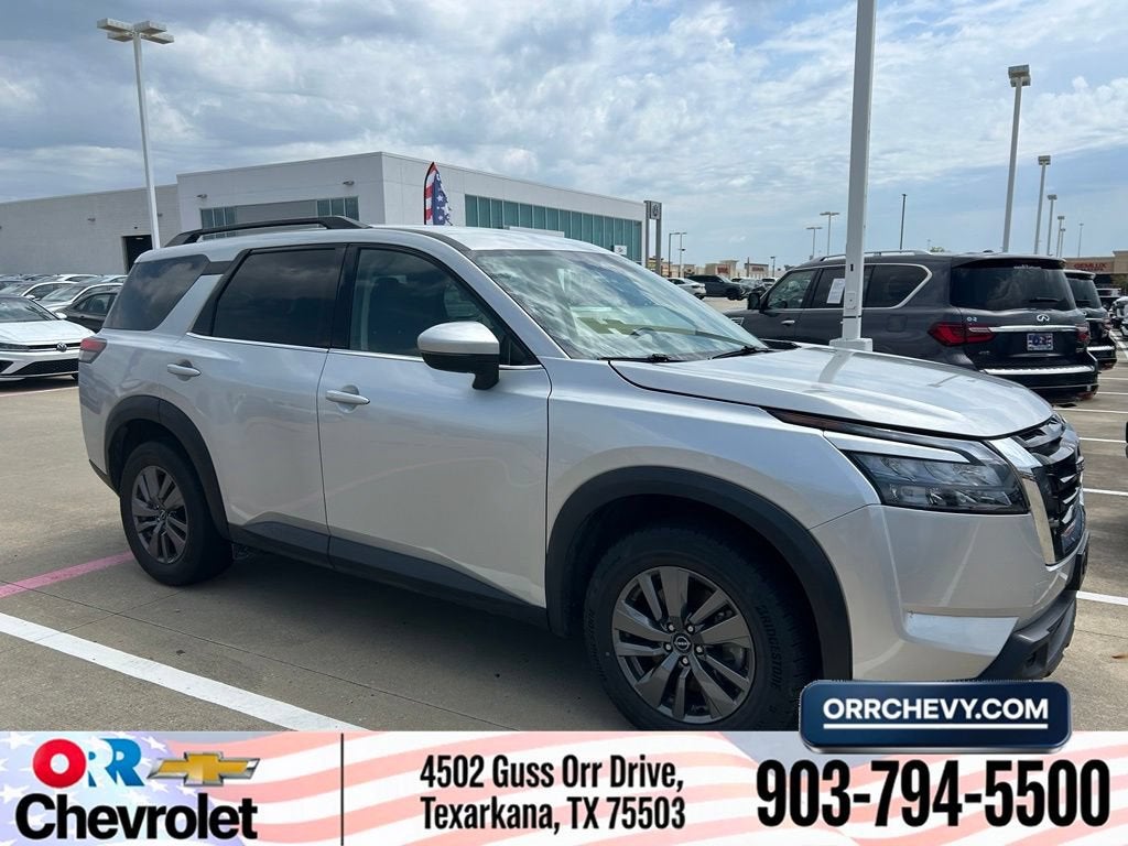 2025 Nissan Pathfinder SV FWD