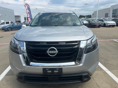 2025 Nissan Pathfinder SV FWD