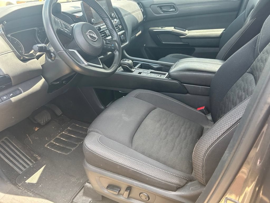 2025 Nissan Pathfinder SV FWD