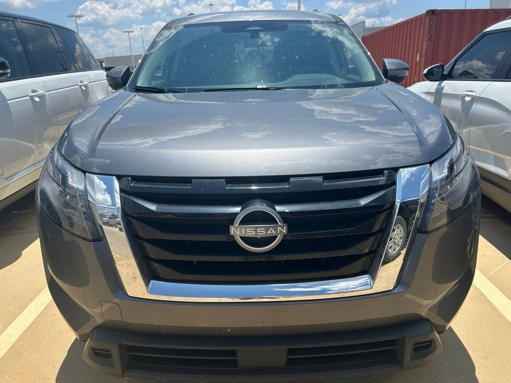 2025 Nissan Pathfinder SV FWD
