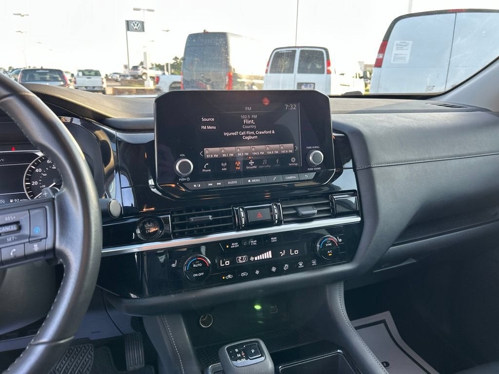 2025 Nissan Pathfinder SV FWD