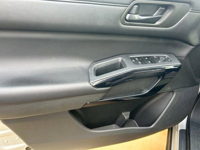 2025 Nissan Pathfinder SV FWD