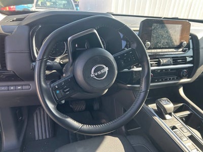 2025 Nissan Pathfinder SV FWD