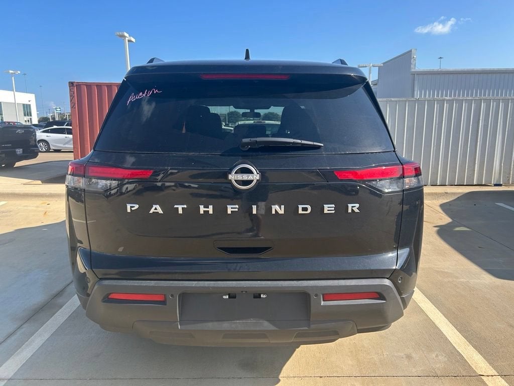 2025 Nissan Pathfinder SV FWD