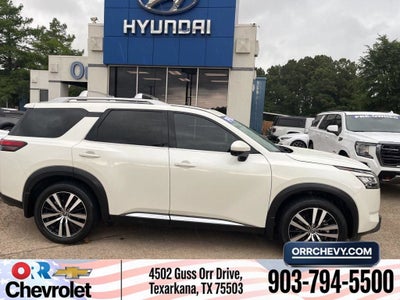 2024 Nissan Pathfinder Platinum FWD