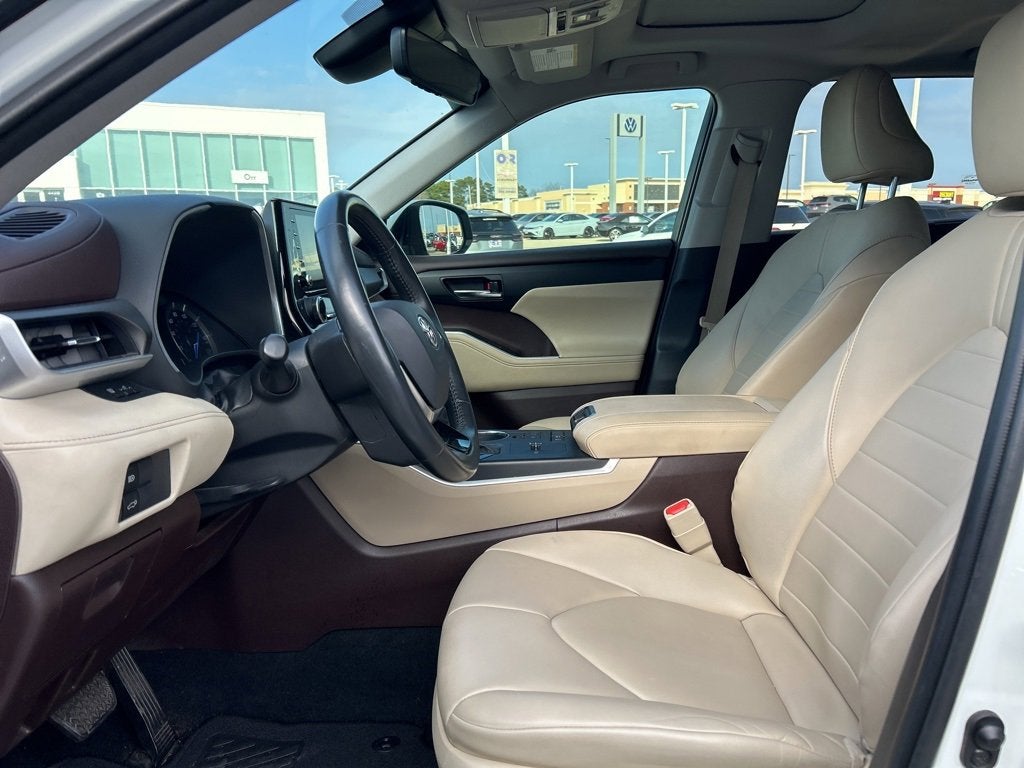 2020 Toyota Highlander Hybrid XLE