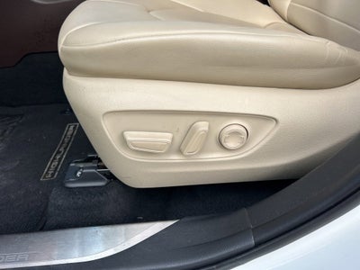 2020 Toyota Highlander Hybrid XLE