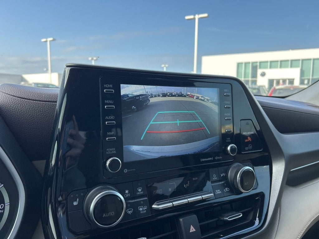 2020 Toyota Highlander Hybrid XLE