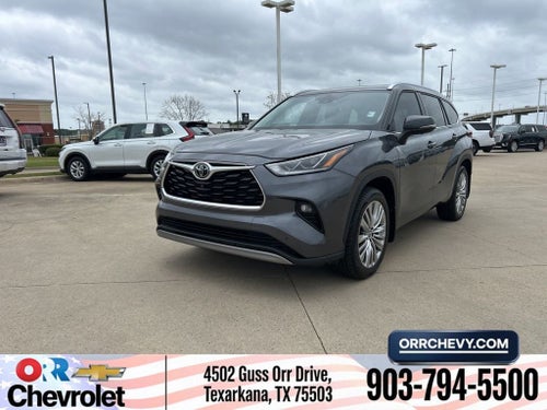 2023 Toyota Highlander Platinum