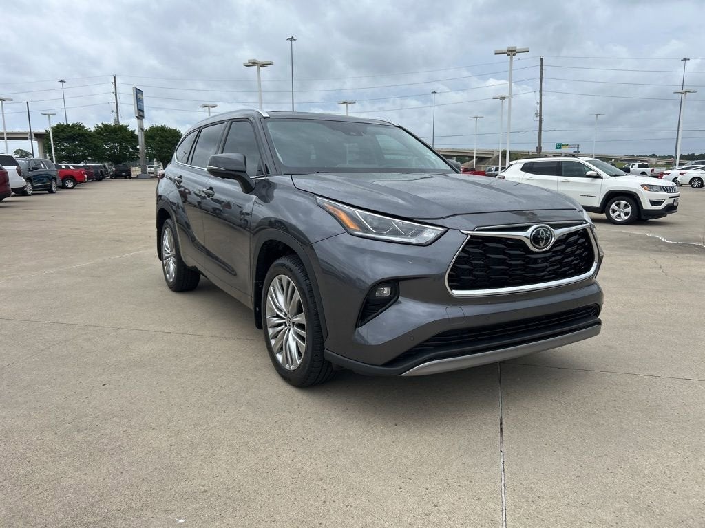 2023 Toyota Highlander Platinum