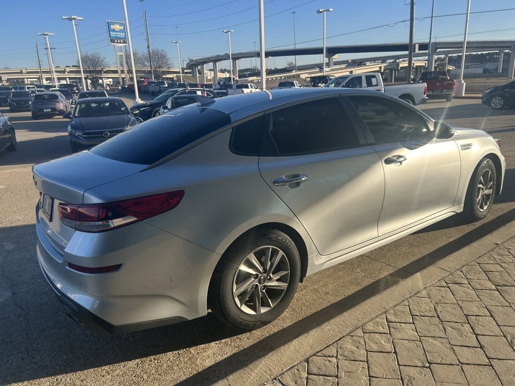 2020 Kia Optima LX