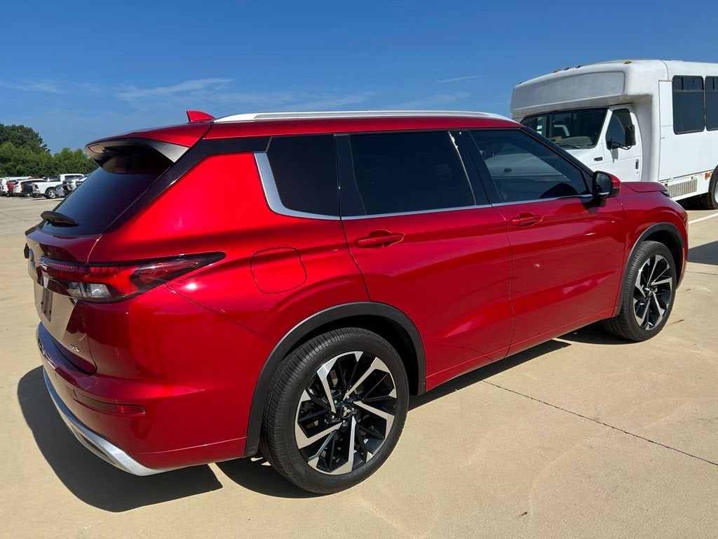 2022 Mitsubishi Outlander SEL