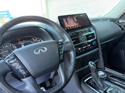 2024 INFINITI QX80 LUXE