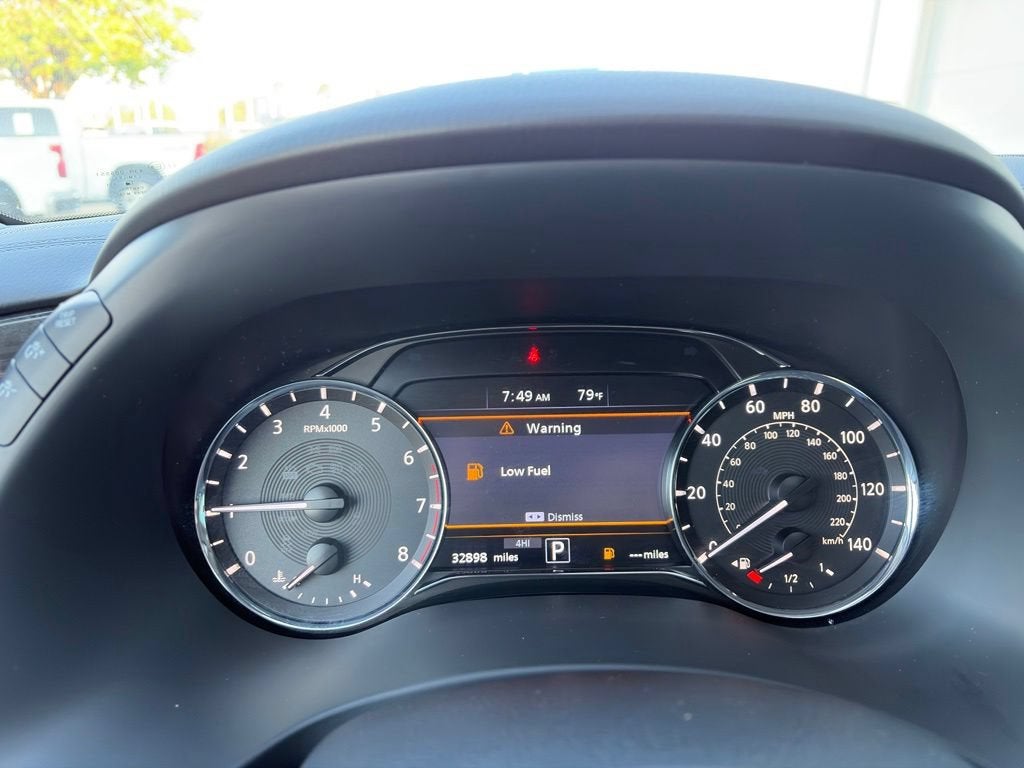 2024 INFINITI QX80 LUXE