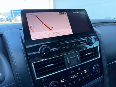 2024 INFINITI QX80 LUXE