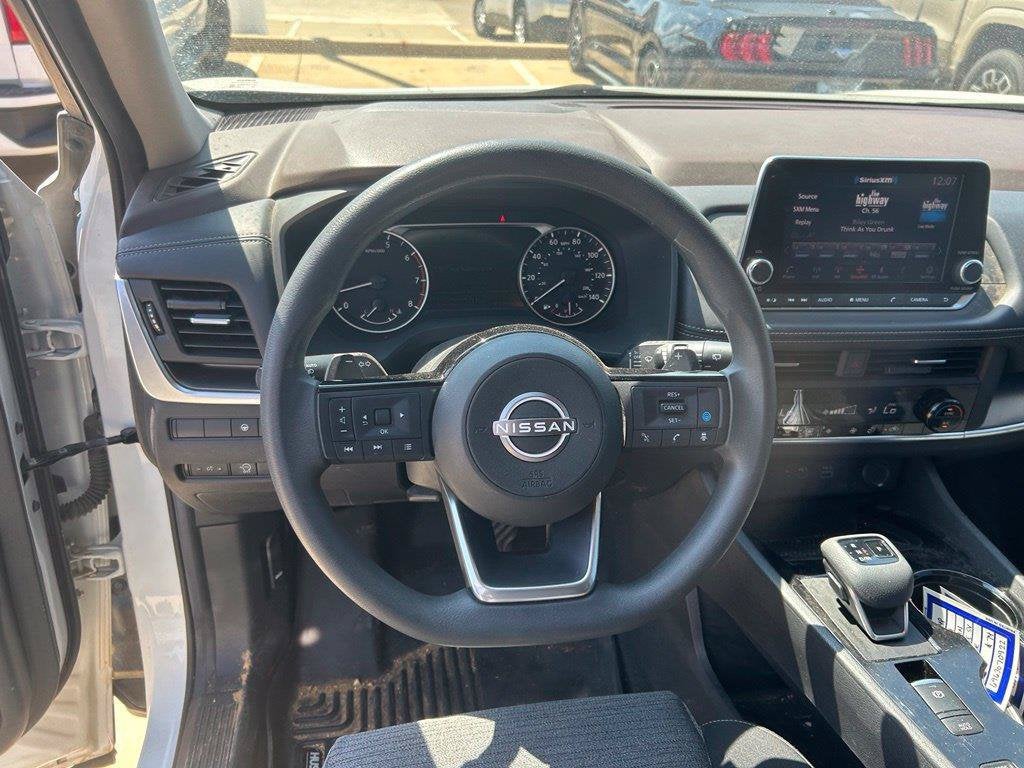 2023 Nissan Rogue SV FWD