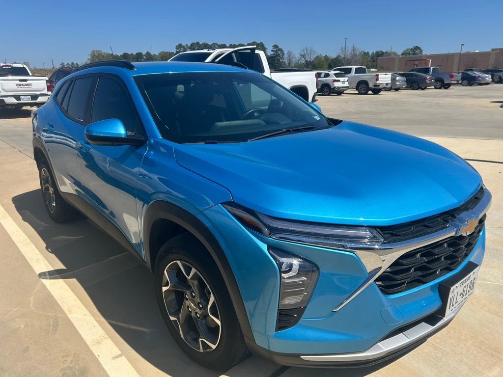 2025 Chevrolet Trax LT