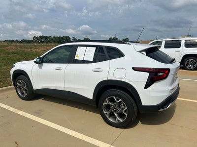 2025 Chevrolet Trax LT