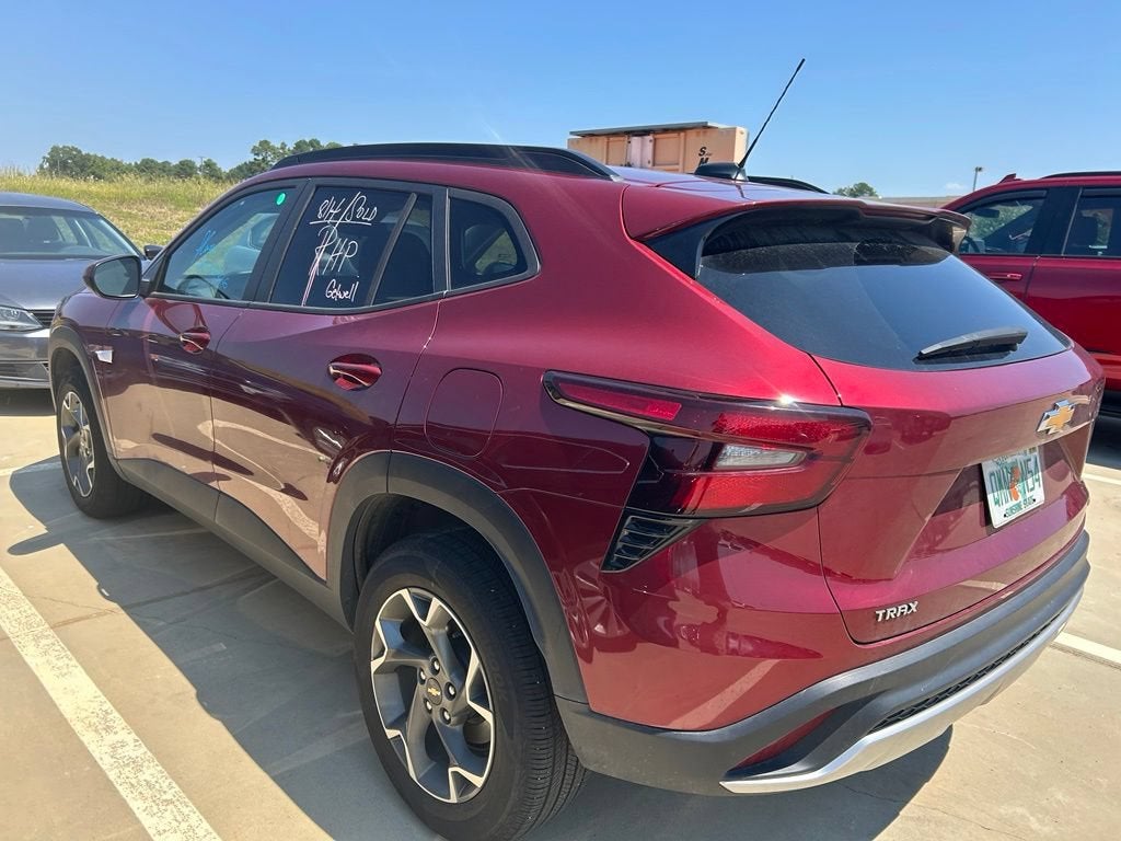 2025 Chevrolet Trax LT