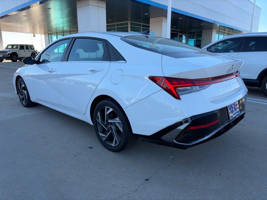 2025 Hyundai Elantra SEL Convenience