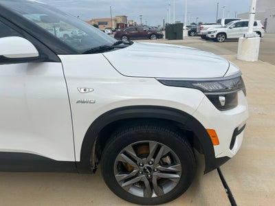 2023 Kia Seltos LX
