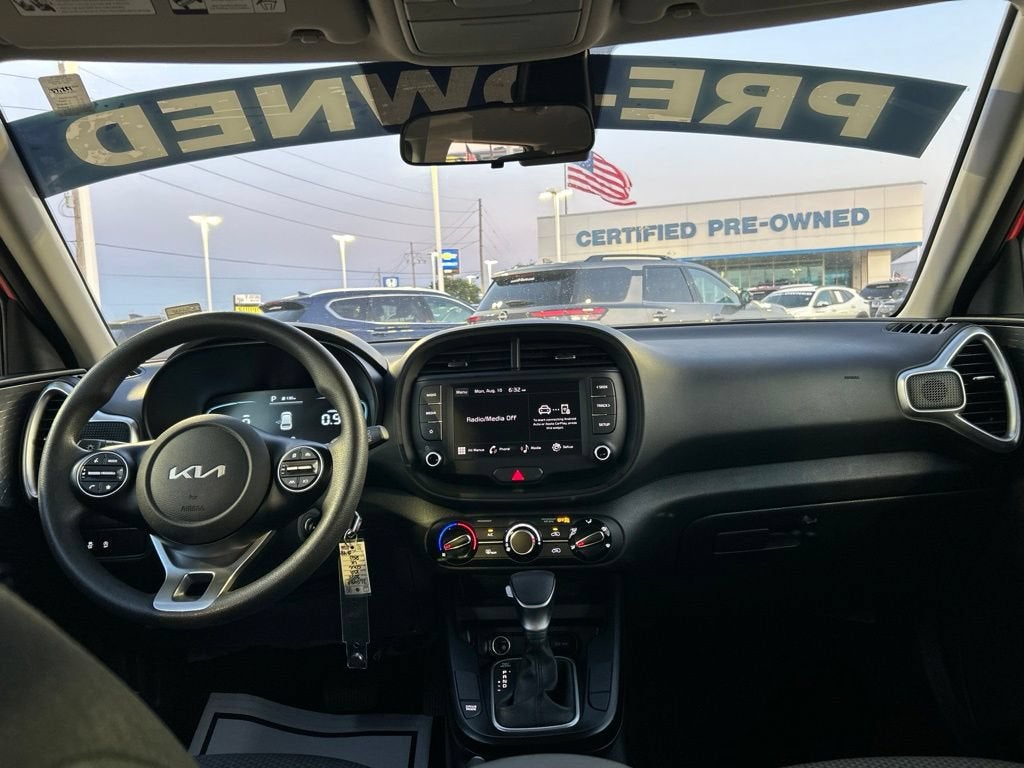 2025 Kia Soul LX