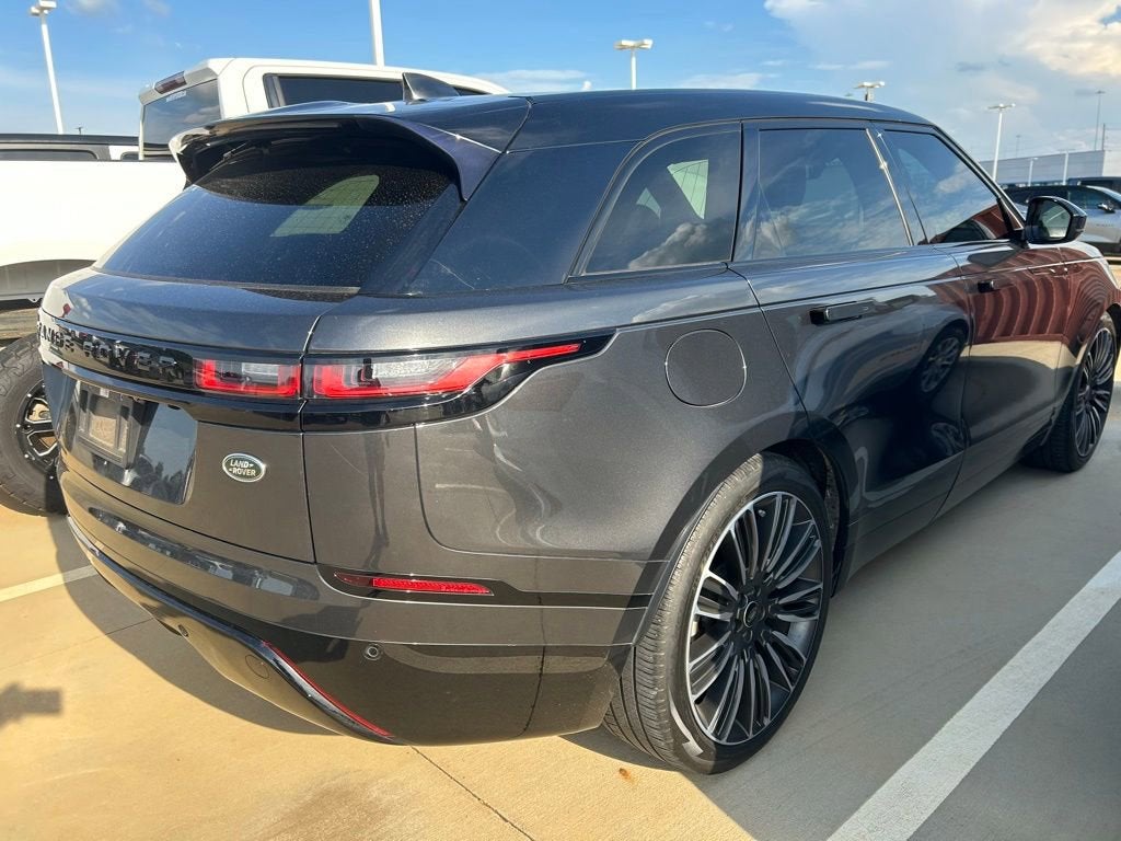 2022 Land Rover Range Rover Velar P250 R-Dynamic S