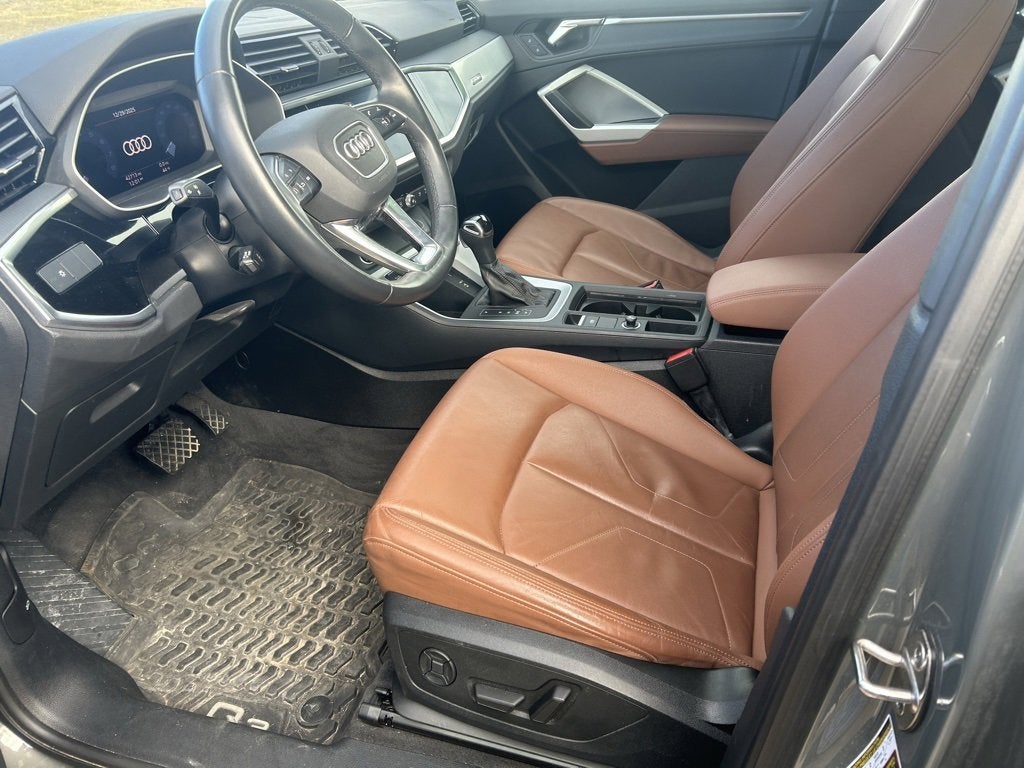 2021 Audi Q3 Premium 45 TFSI S line quattro Tiptronic