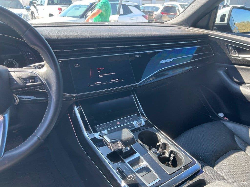 2021 Audi Q8 Premium Plus 55 TFSI quattro Tiptronic