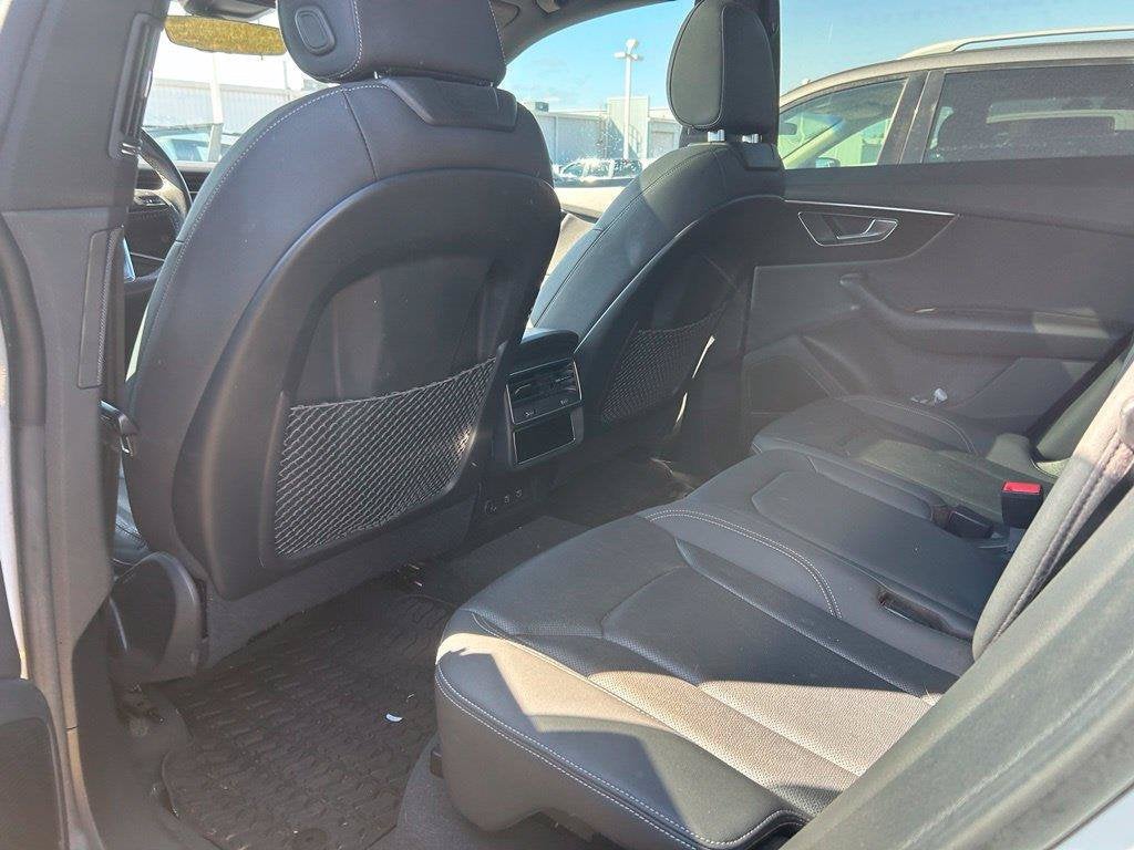 2021 Audi Q8 Premium Plus 55 TFSI quattro Tiptronic